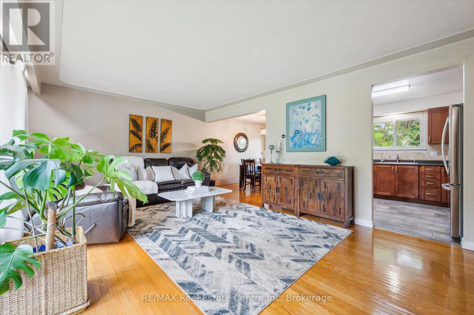 374 Fischer Hallman Road, Kitchener, Ontario  N2M 4Y1 - Photo 6 - X12181584