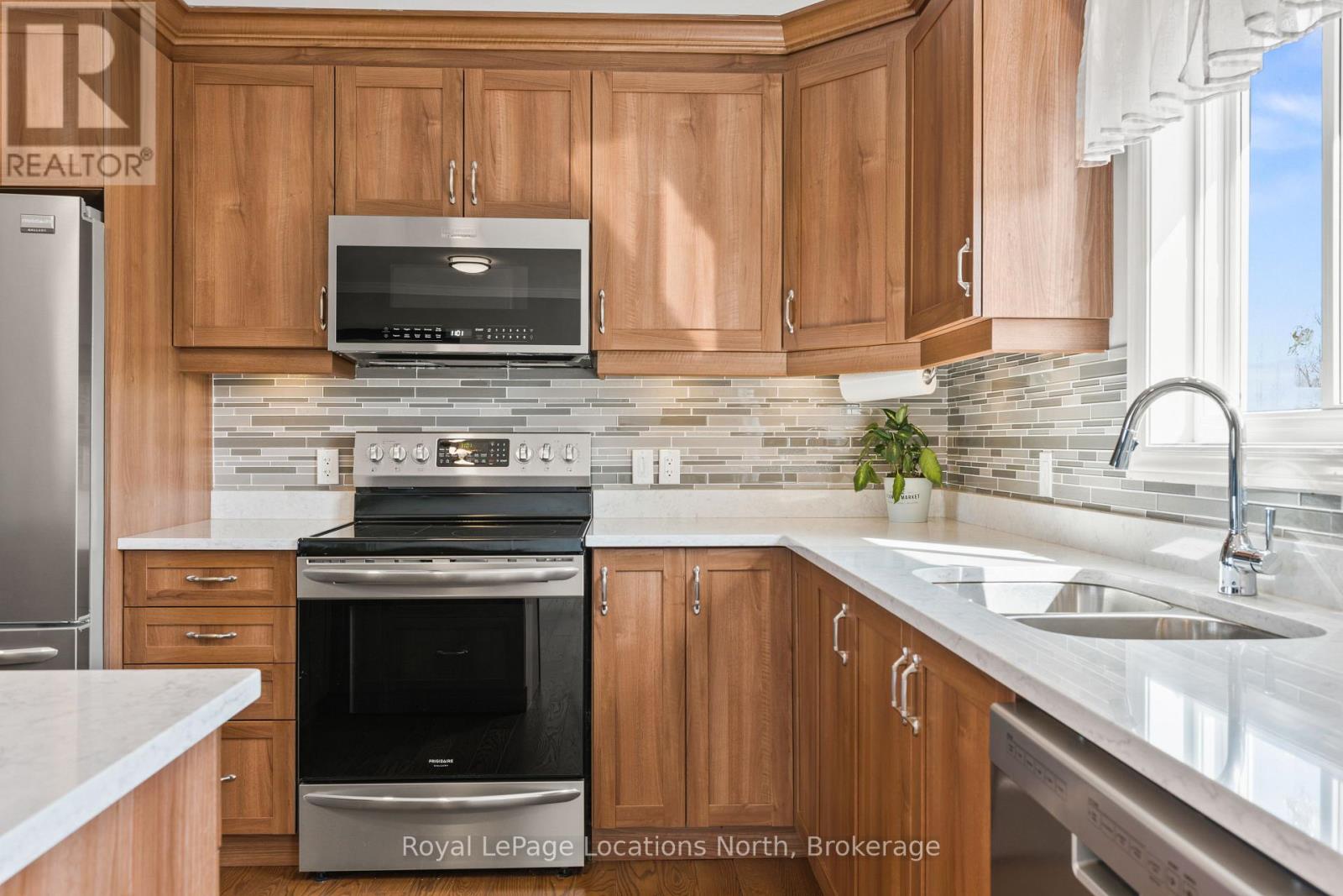 105 Inkerman Street, Grey Highlands, Ontario N0C 1E0 - Photo 13 - X12181643