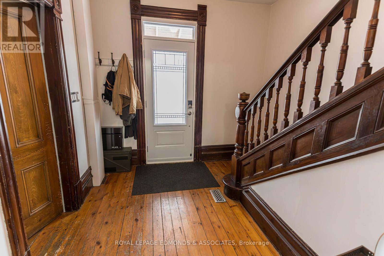 281 Trafalgar Road, Pembroke, Ontario  K8A 5A6 - Photo 13 - X12051459