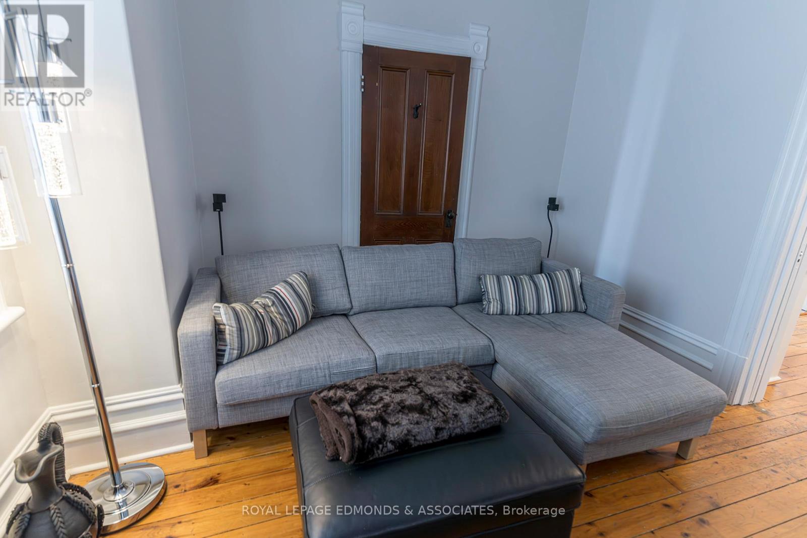 281 Trafalgar Road, Pembroke, Ontario  K8A 5A6 - Photo 15 - X12051459