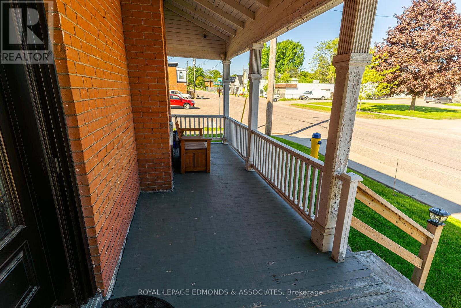 281 Trafalgar Road, Pembroke, Ontario  K8A 5A6 - Photo 12 - X12051459