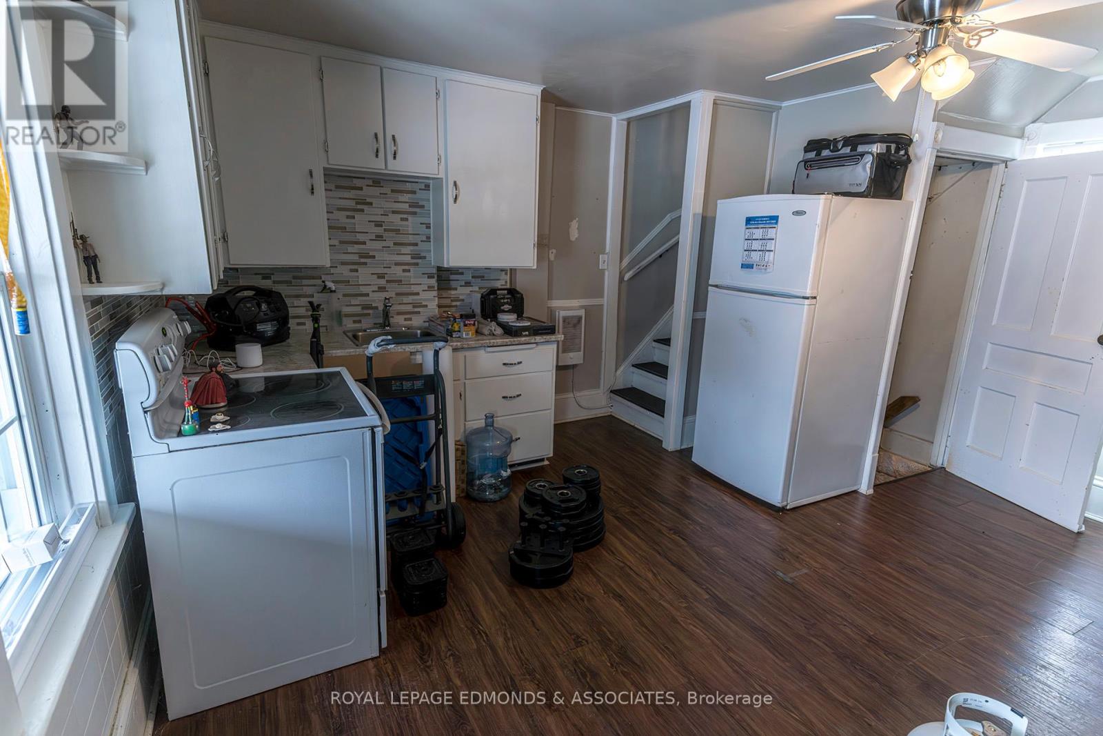281 Trafalgar Road, Pembroke, Ontario  K8A 5A6 - Photo 41 - X12051459
