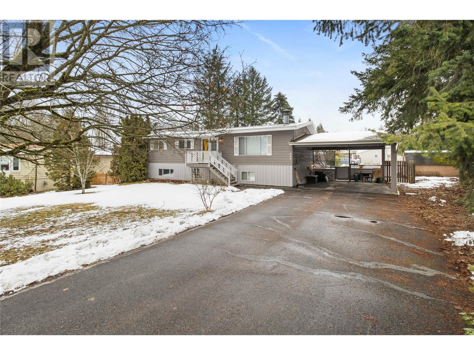 880 28th Street Se, Salmon Arm, British Columbia  V1E 2H3 - Photo 42 - 10331975