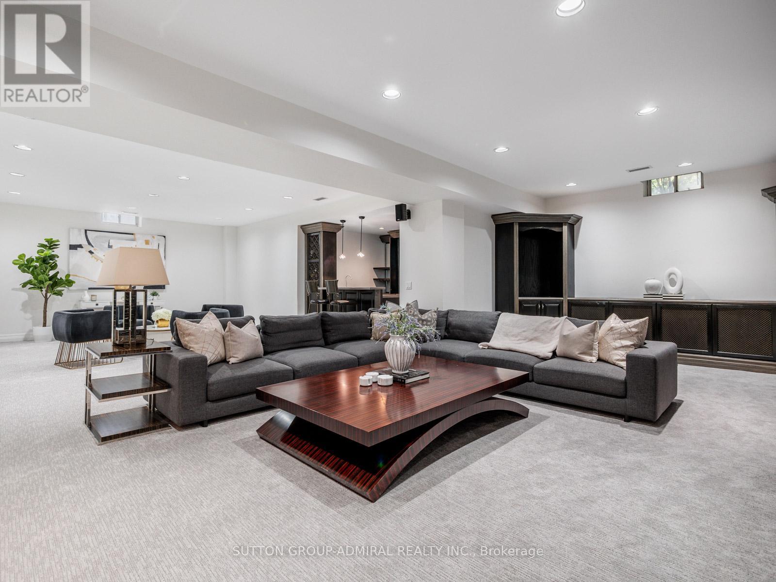 50 Renaissance Court, Vaughan, Ontario  L4J 7W4 - Photo 34 - N12181370