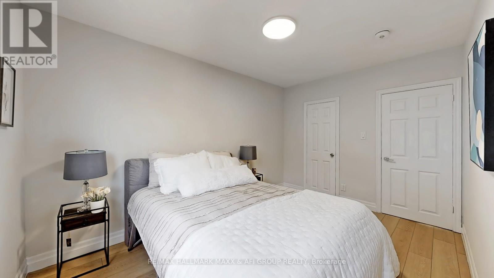 319 Taylor Mills Drive N, Richmond Hill, Ontario  L4C 2T8 - Photo 14 - N12181460