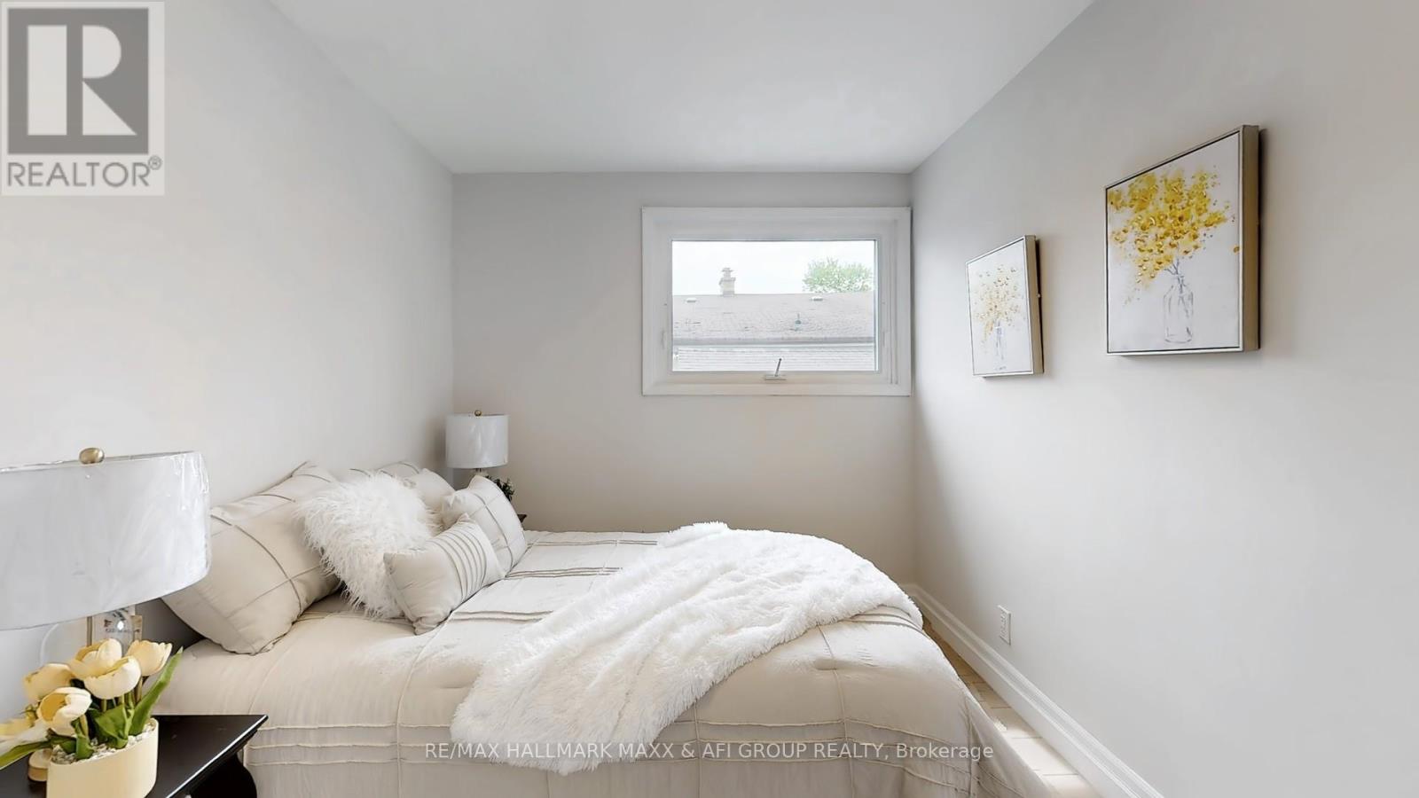 319 Taylor Mills Drive N, Richmond Hill, Ontario  L4C 2T8 - Photo 19 - N12181460