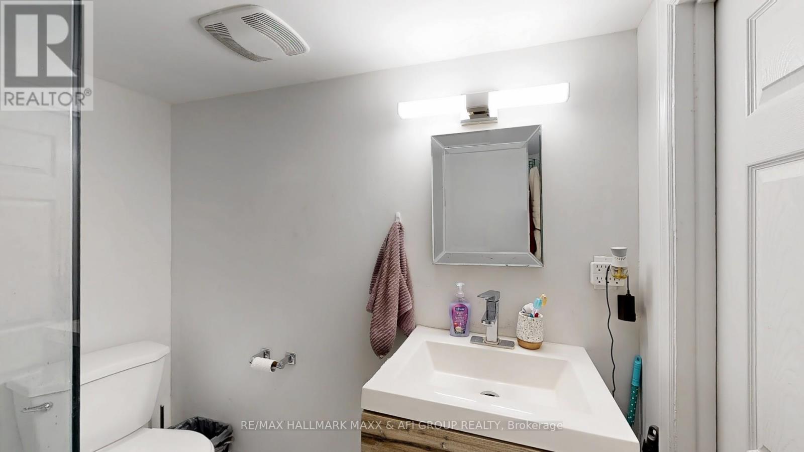 319 Taylor Mills Drive N, Richmond Hill, Ontario  L4C 2T8 - Photo 41 - N12181460