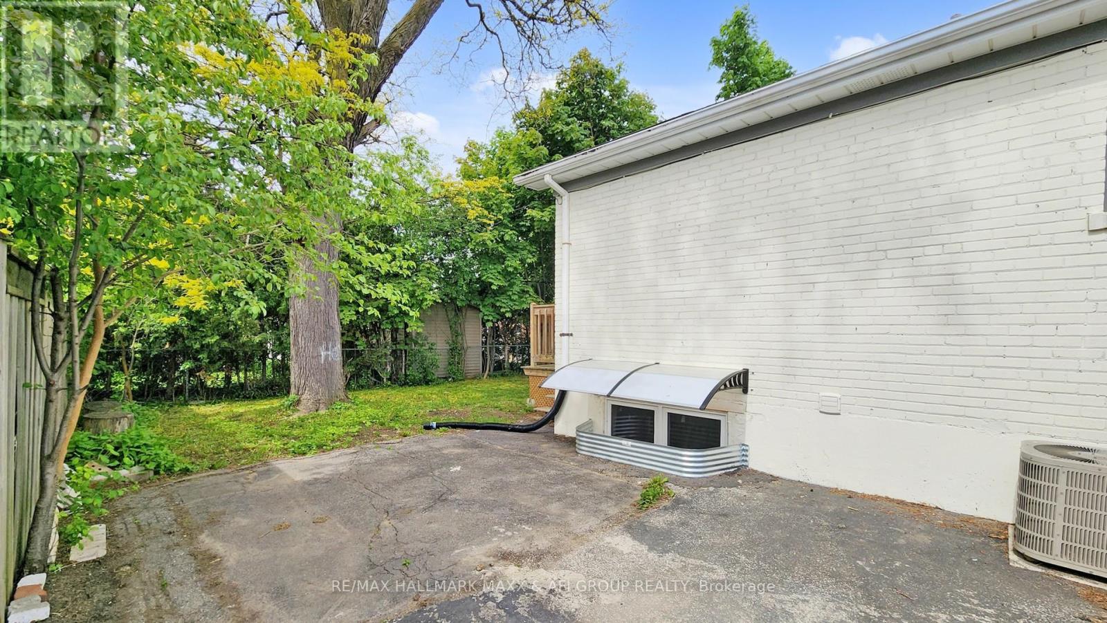 319 Taylor Mills Drive N, Richmond Hill, Ontario  L4C 2T8 - Photo 49 - N12181460