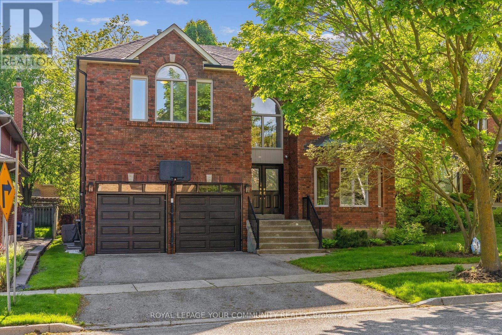136 Markwood Lane, Vaughan (Crestwood-Springfarm-Yorkhill), Ontario  L4J 7K6 - Photo 1 - N12181463
