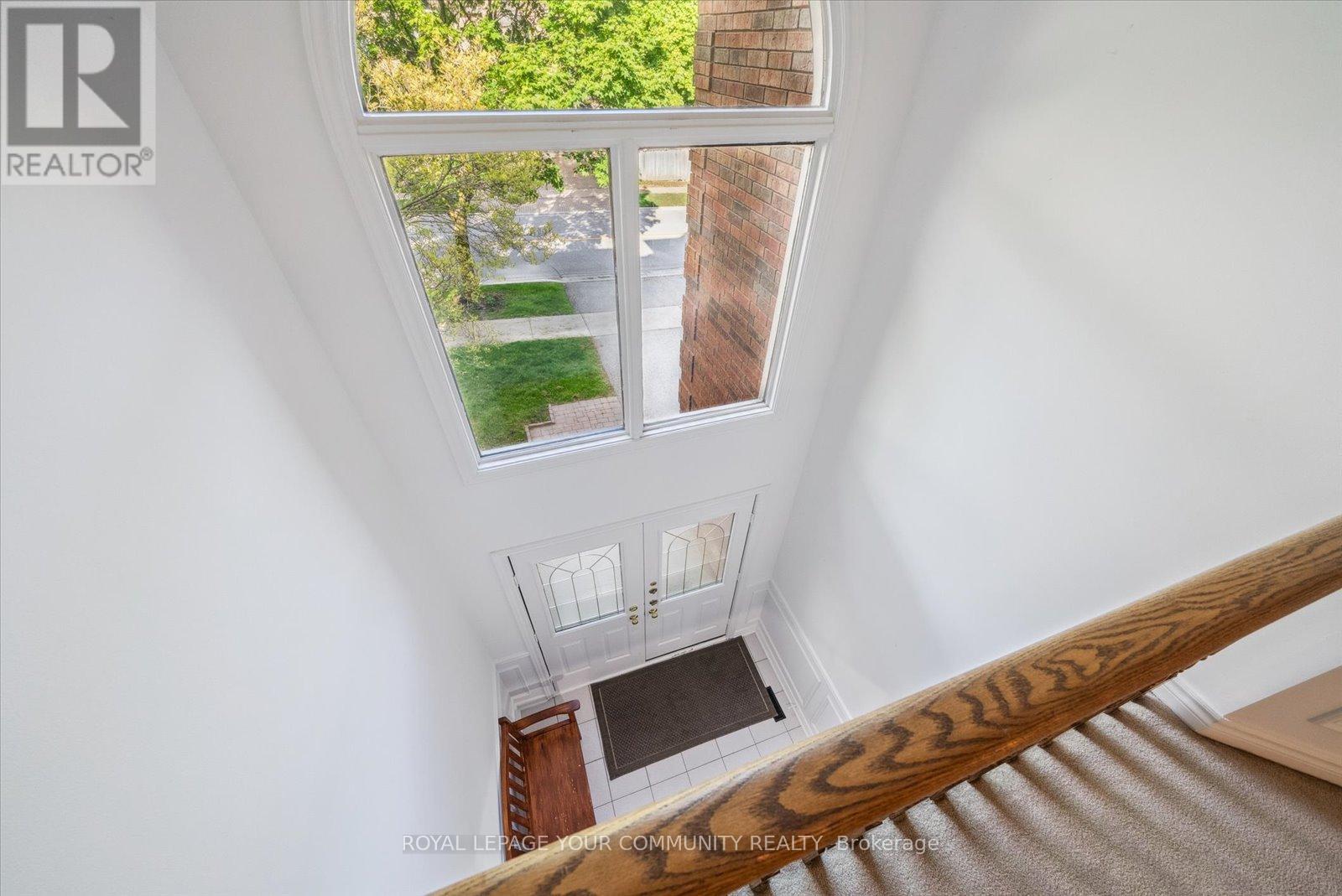 136 Markwood Lane, Vaughan (Crestwood-Springfarm-Yorkhill), Ontario  L4J 7K6 - Photo 18 - N12181463