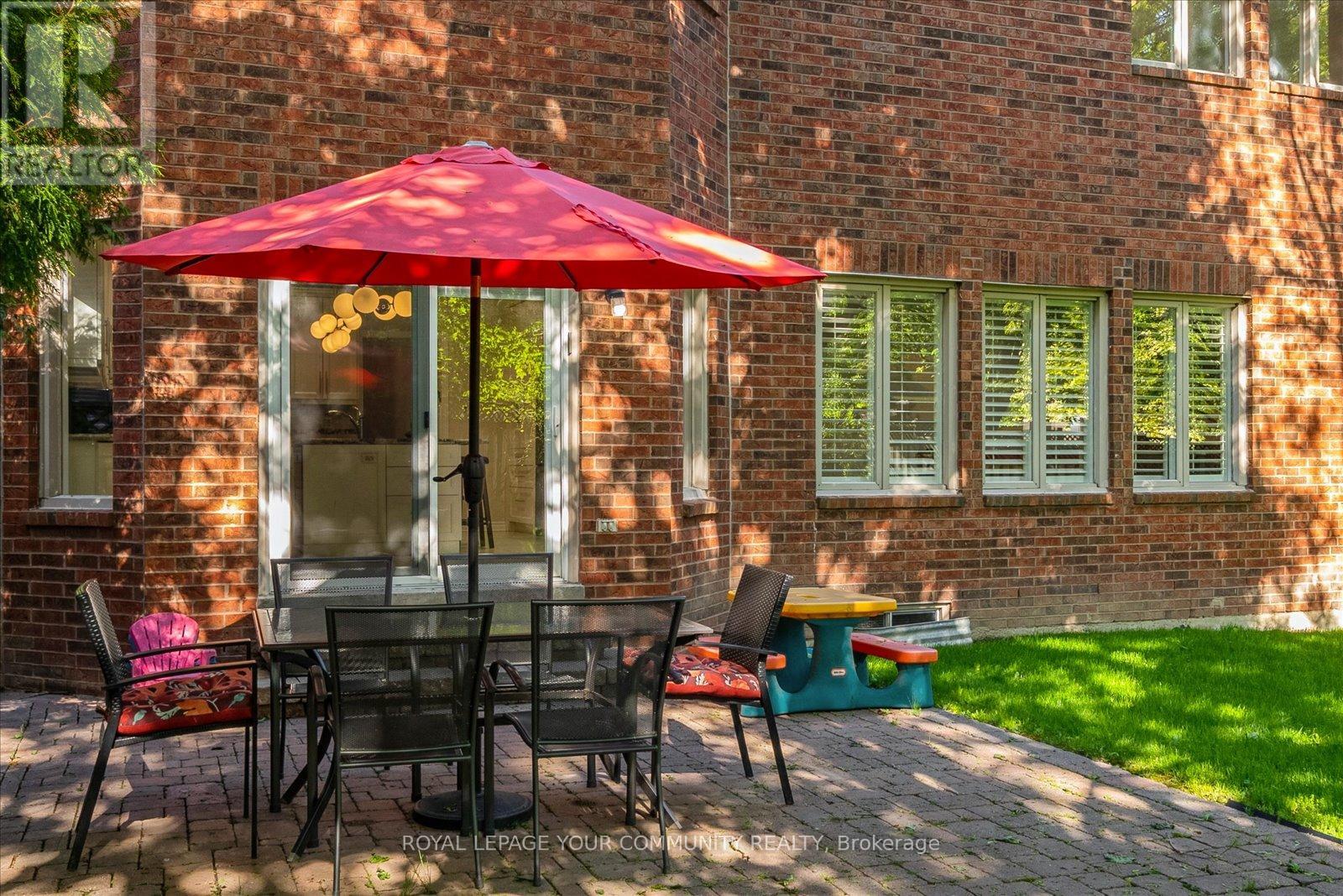 136 Markwood Lane, Vaughan (Crestwood-Springfarm-Yorkhill), Ontario  L4J 7K6 - Photo 37 - N12181463