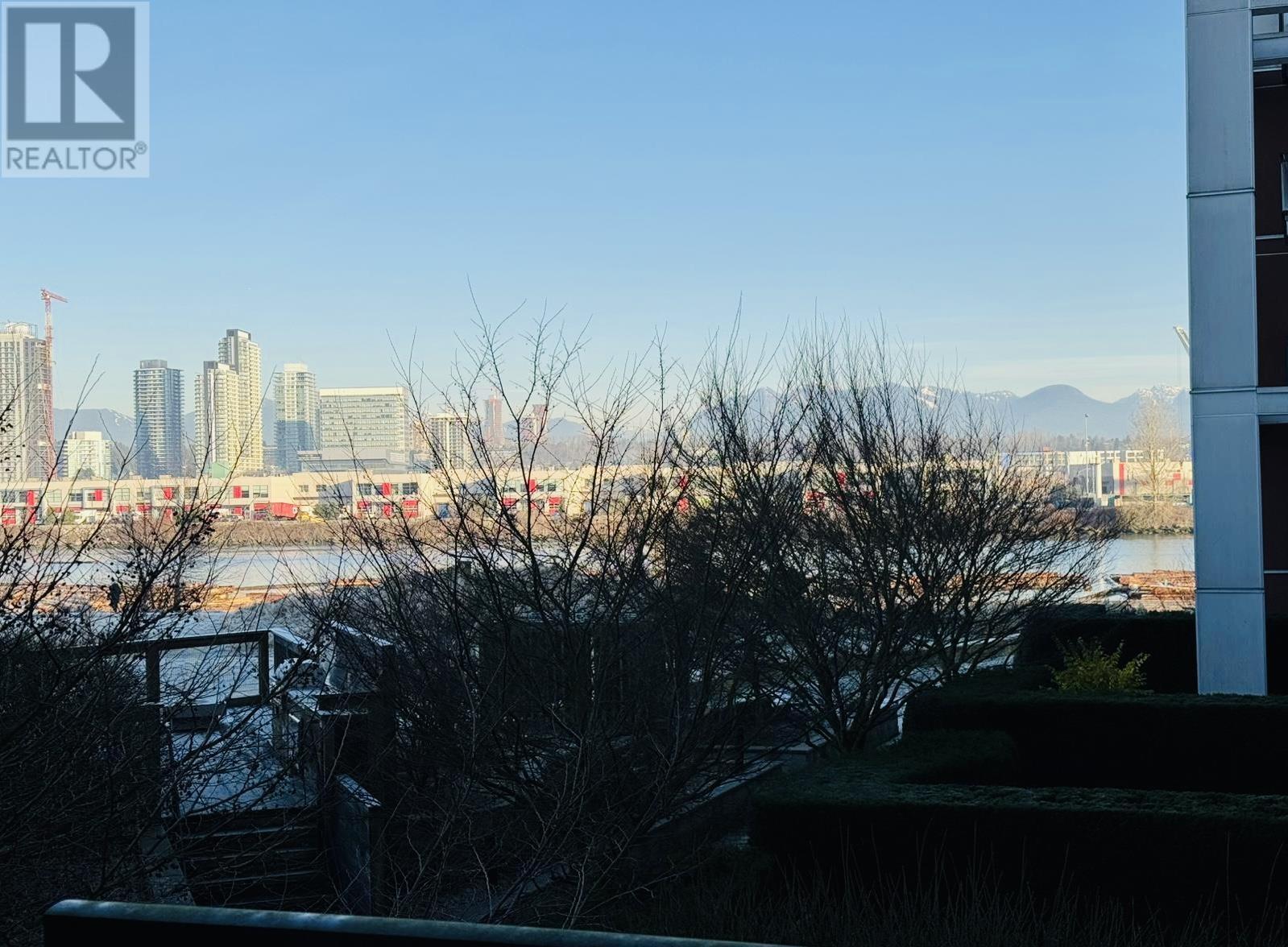 Listing Picture 21 of 40 : 206 10033 RIVER DRIVE, Richmond / 烈治文 - 魯藝地產 Yvonne Lu Group - MLS Medallion Club Member