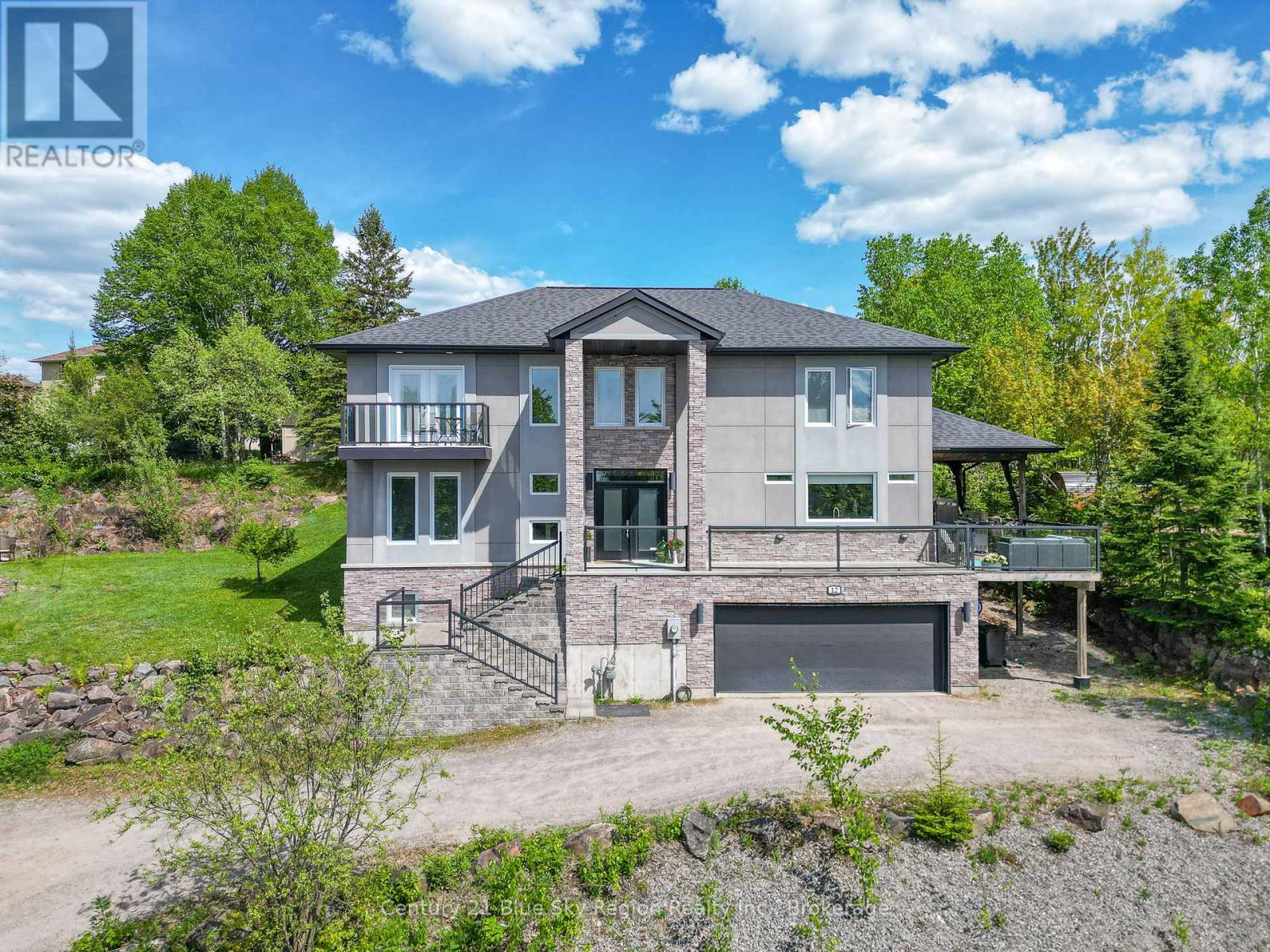 12 Killare Street, North Bay, Ontario  P1A 4H8 - Photo 3 - X12181520