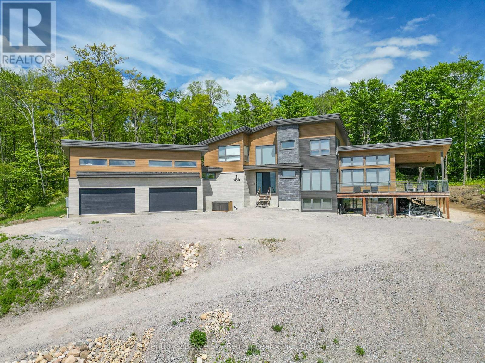 460 Surrey Drive, North Bay, Ontario  P1C 1E5 - Photo 1 - X12181666