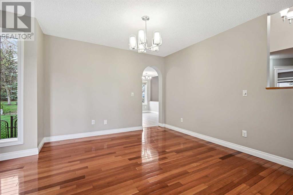 26 Hamptons Grove Nw, Calgary, Alberta  T3A 5C2 - Photo 9 - A2223188