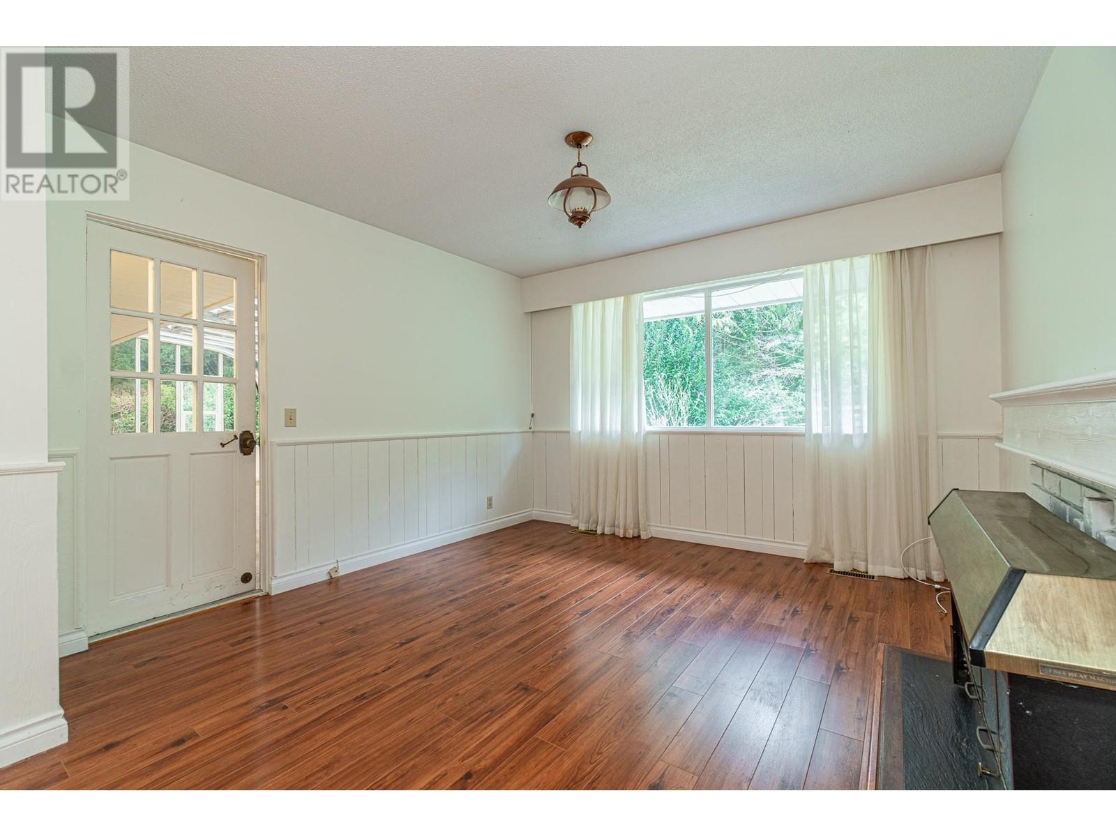5725 Cranley Drive, West Vancouver, British Columbia  V7W 1S7 - Photo 17 - R3007253