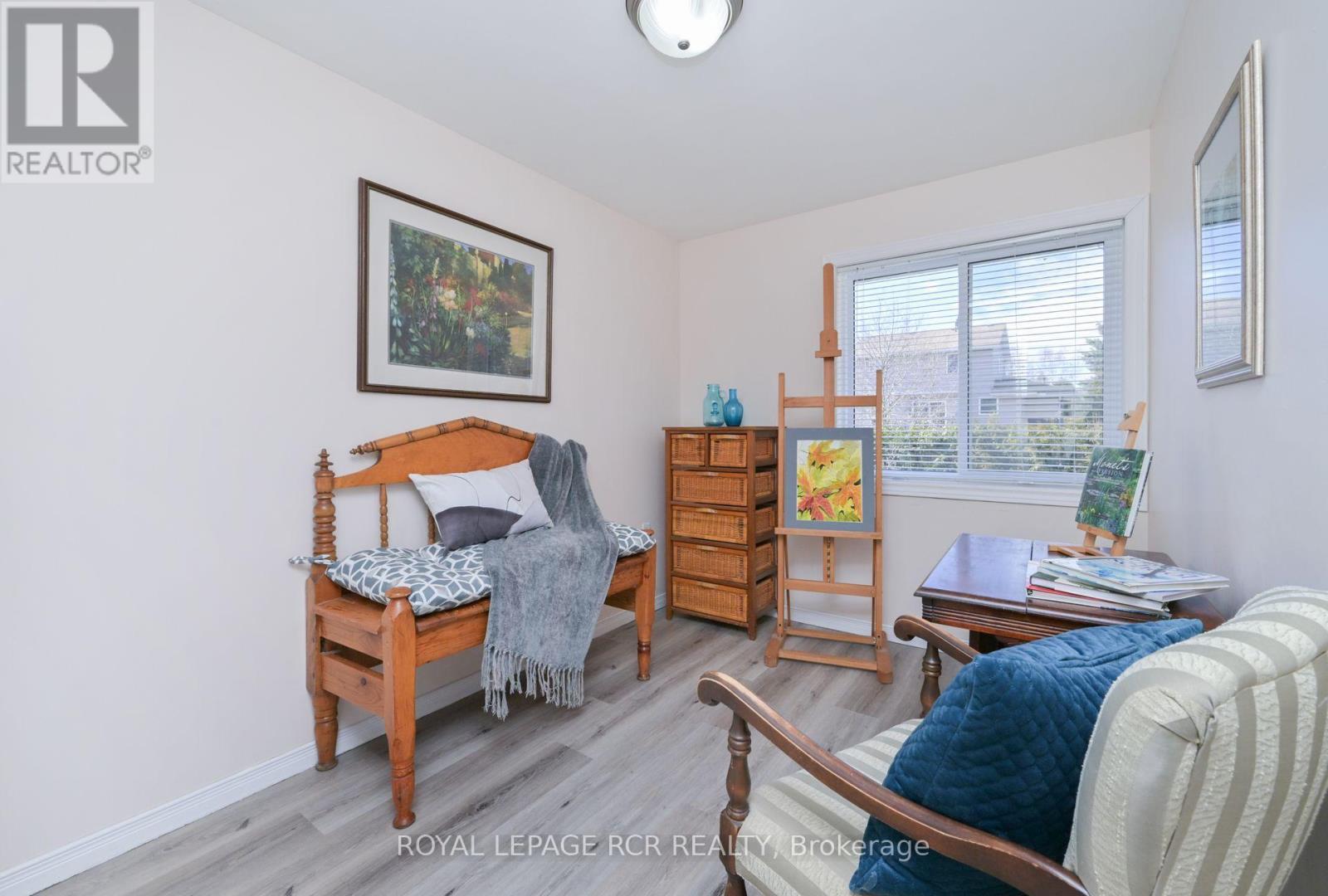 26 Patrick Boulevard, Centre Wellington (Elora/salem), Ontario  N0B 1S0 - Photo 17 - X12181057