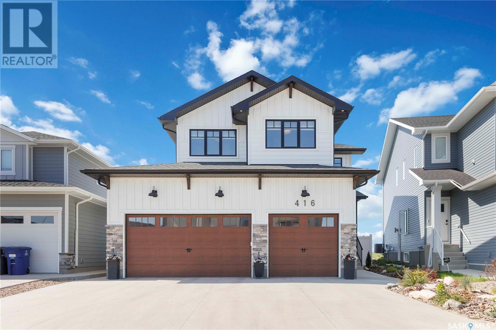 416 Woolf BEND, Saskatoon, Saskatchewan