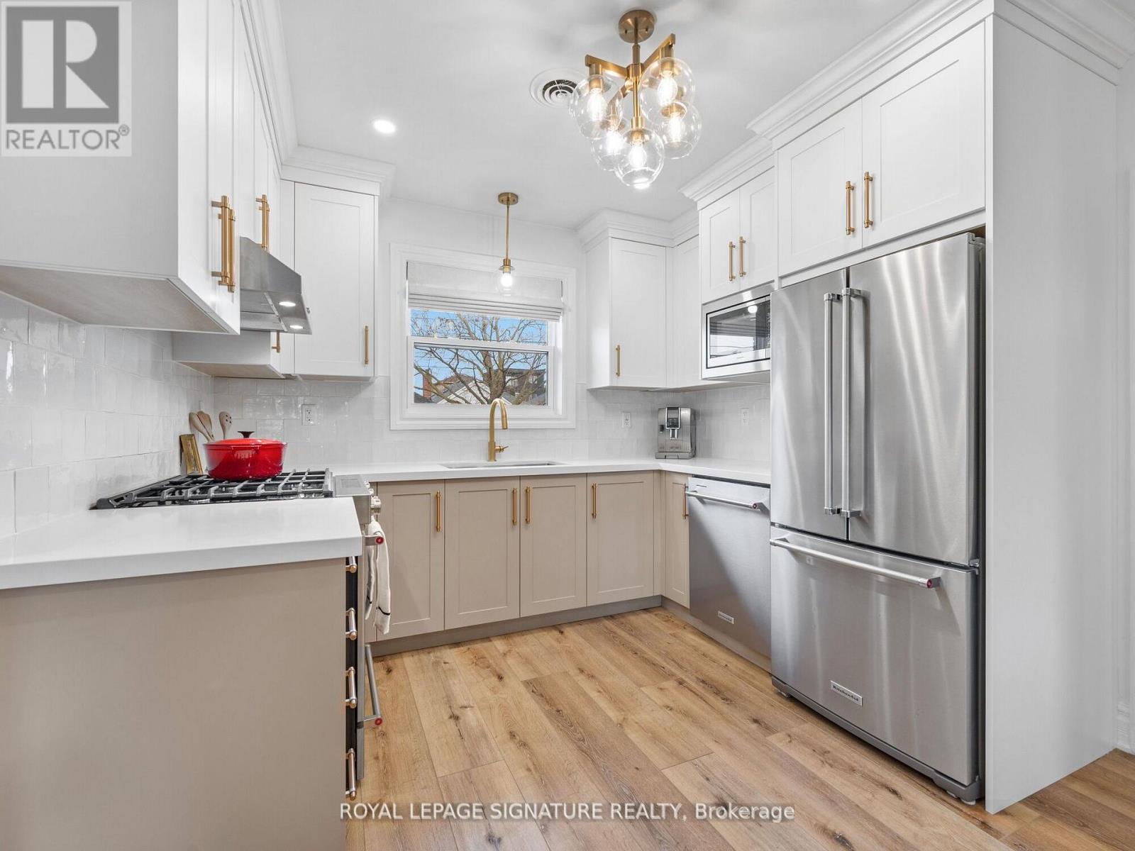 136 Schell Avenue, Toronto, Ontario  M6E 2T1 - Photo 21 - W12181367