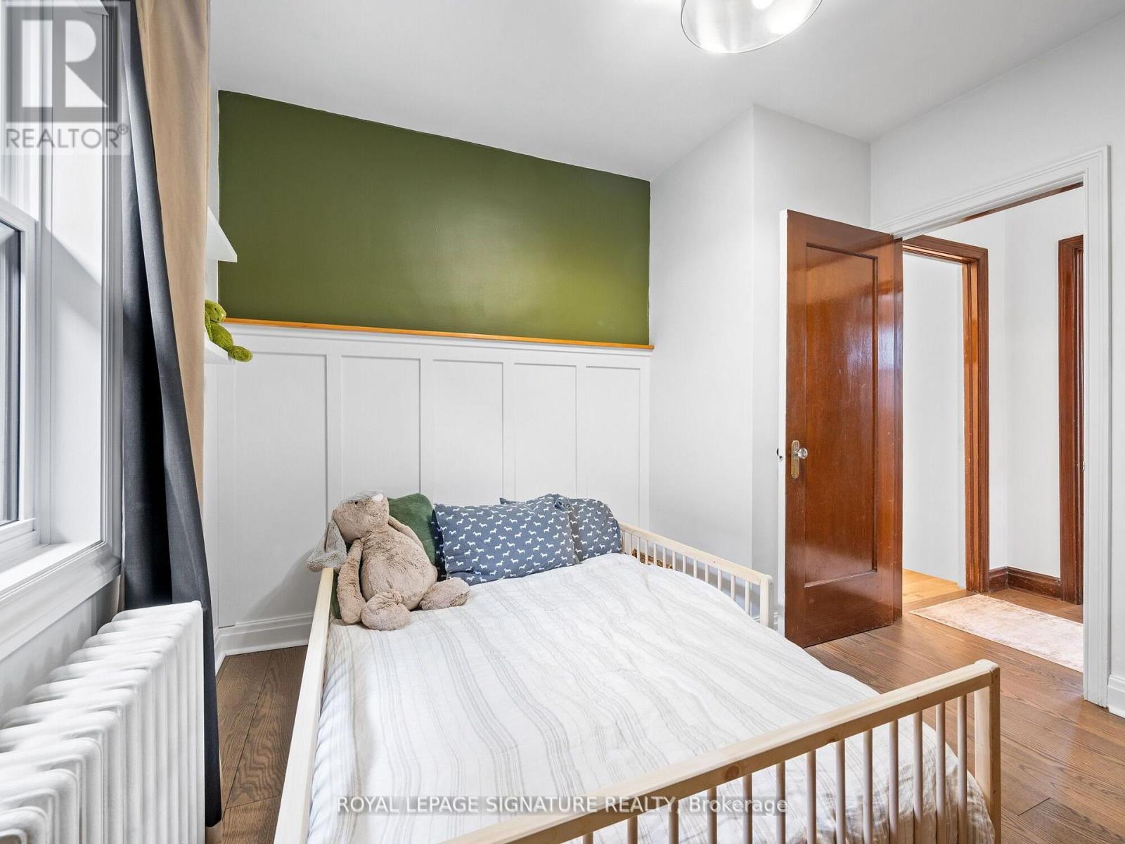 136 Schell Avenue, Toronto, Ontario  M6E 2T1 - Photo 29 - W12181367