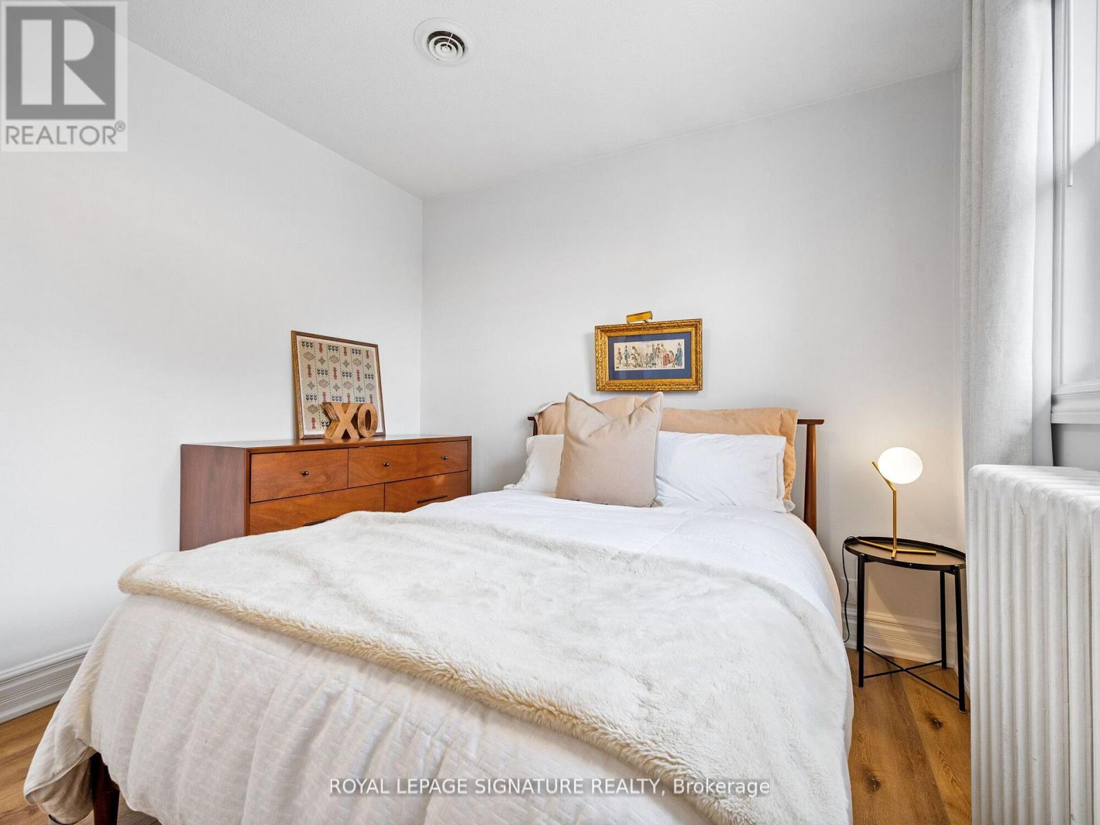 136 Schell Avenue, Toronto, Ontario  M6E 2T1 - Photo 30 - W12181367