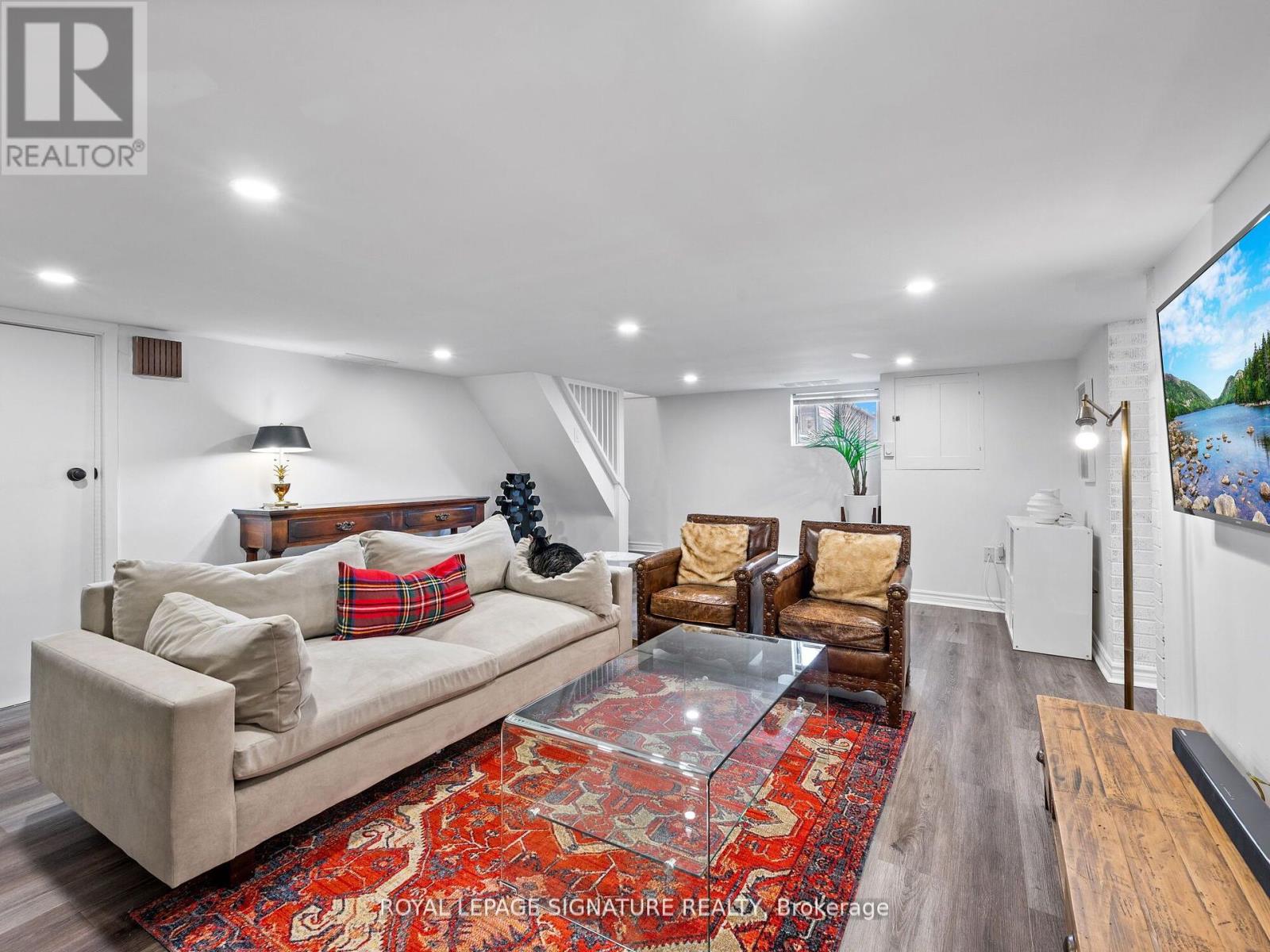 136 Schell Avenue, Toronto, Ontario  M6E 2T1 - Photo 37 - W12181367
