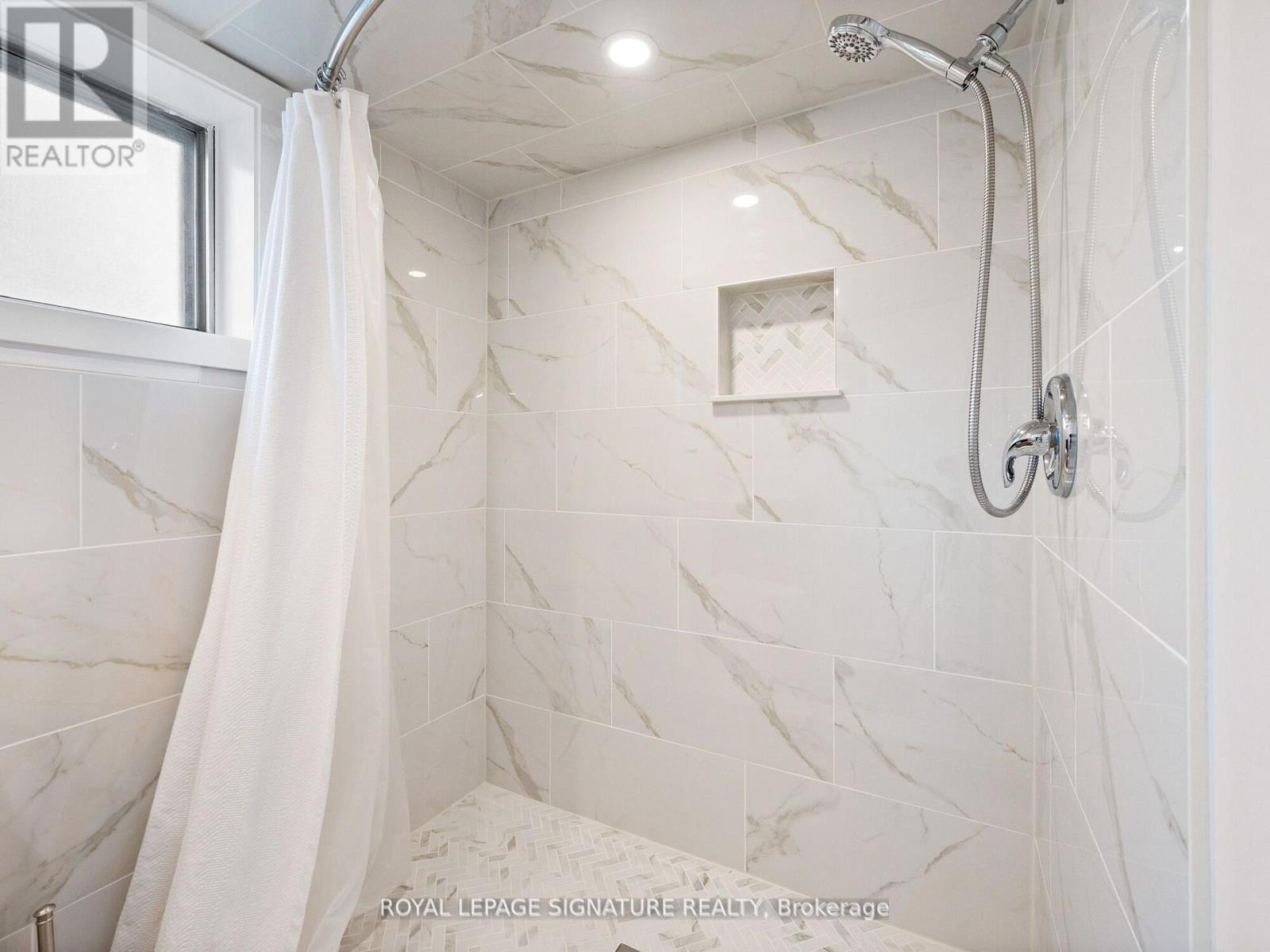 136 Schell Avenue, Toronto, Ontario  M6E 2T1 - Photo 43 - W12181367
