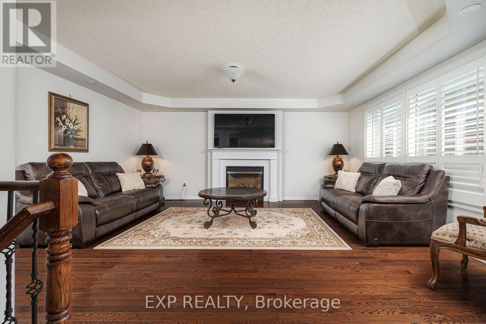 951 Cousens Terrace, Milton, Ontario  L9T 0E1 - Photo 7 - W12181414