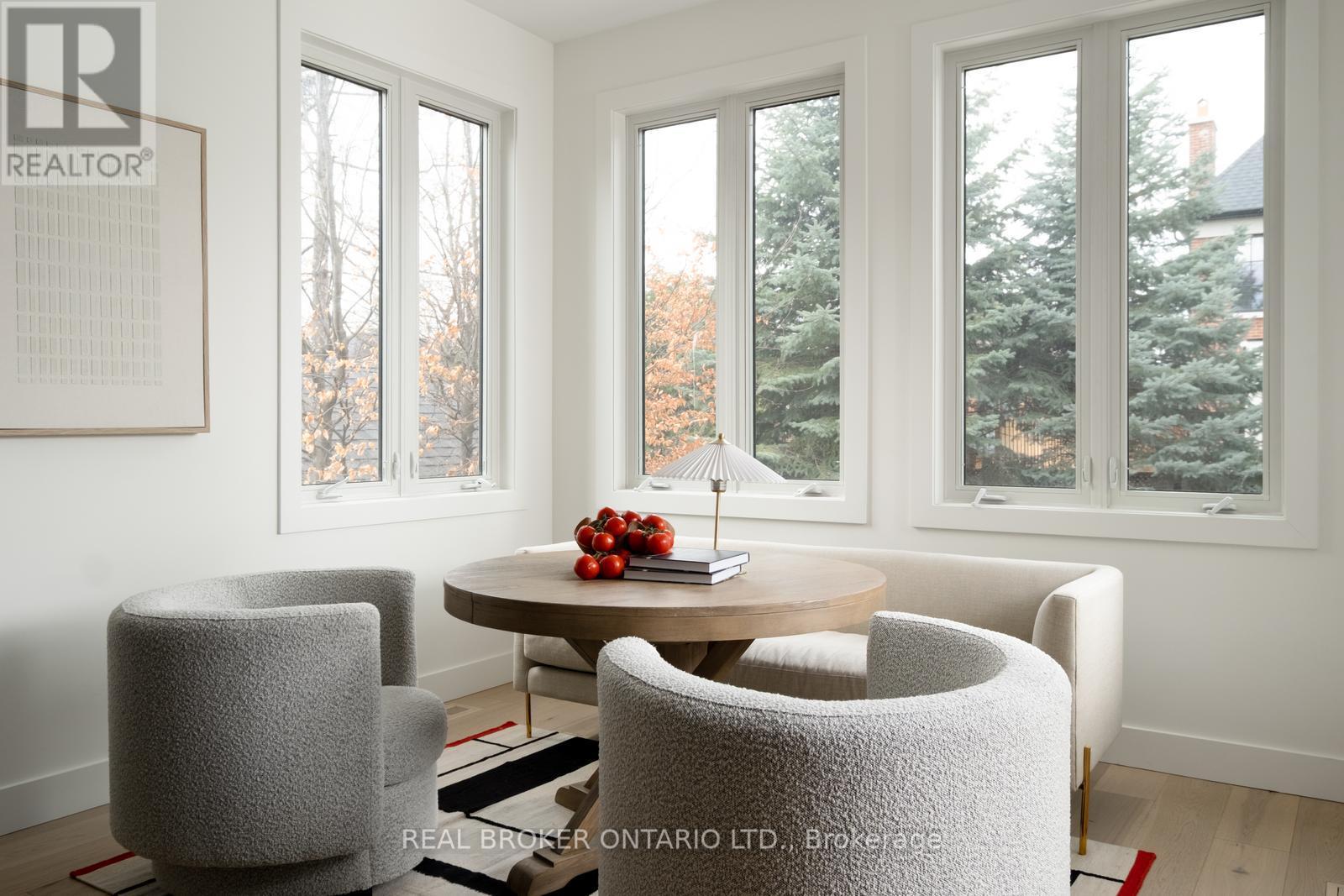 170 The Kingsway, Toronto, Ontario  M8X 2V6 - Photo 11 - W12181426