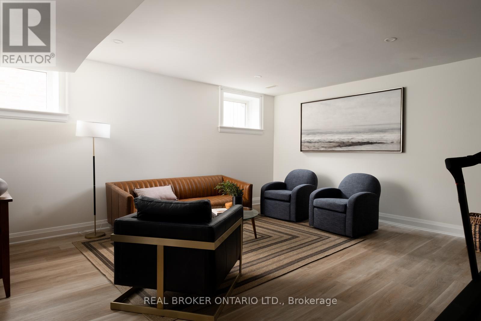170 The Kingsway, Toronto, Ontario  M8X 2V6 - Photo 24 - W12181426