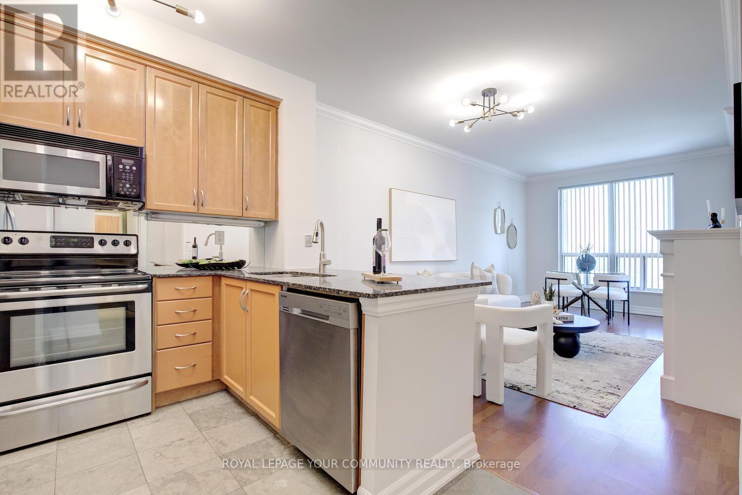 909 - 2083 Lake Shore Boulevard W, Toronto, Ontario  M8V 4G2 - Photo 8 - W12181454