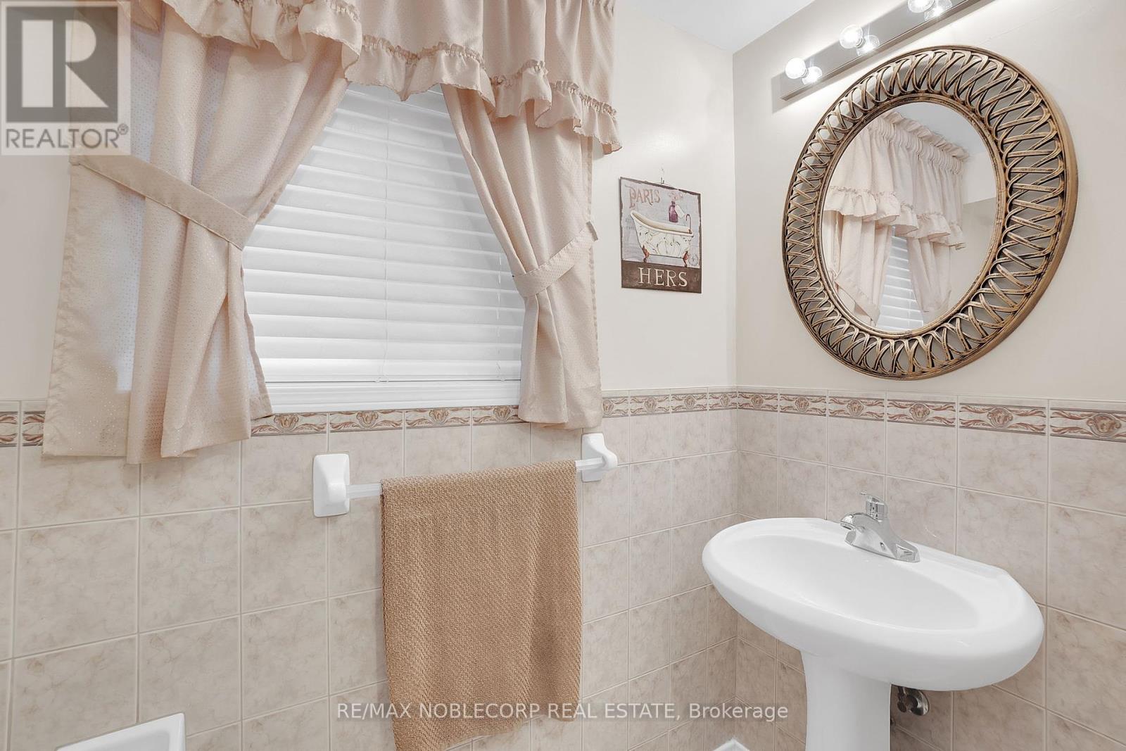 129 Queen Mary Drive, Brampton, Ontario  L7A 2R5 - Photo 21 - W12181458