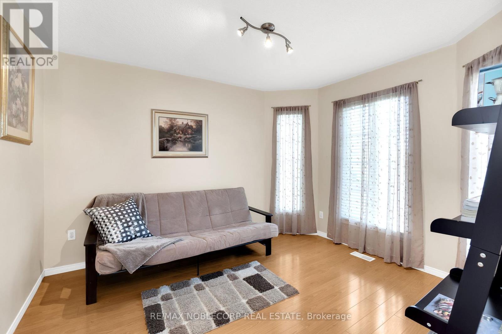129 Queen Mary Drive, Brampton, Ontario  L7A 2R5 - Photo 31 - W12181458