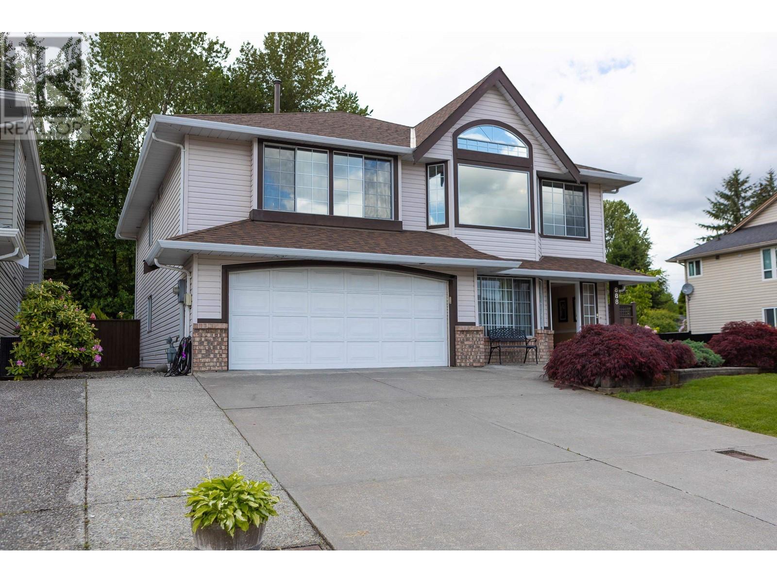 888 Herrmann Street, Coquitlam, British Columbia  V3C 6E7 - Photo 38 - R3005941