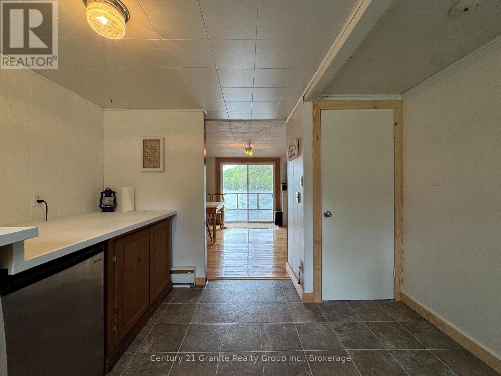 1036 Shirleys Road, Dysart Et Al (Harburn), Ontario  K0M 1S0 - Photo 5 - X12181283