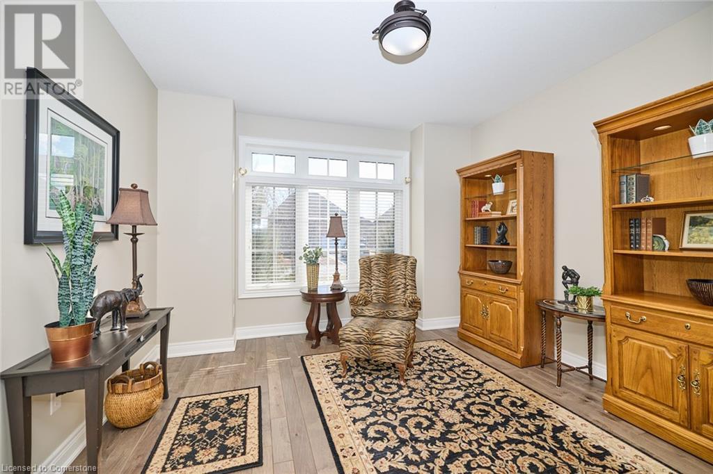 Property at 33 BUTLERS Drive S image 4