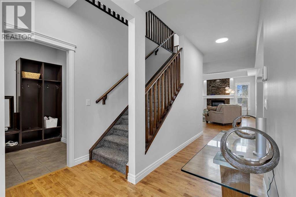 Property at 168 Aspenshire Drive SW image 3