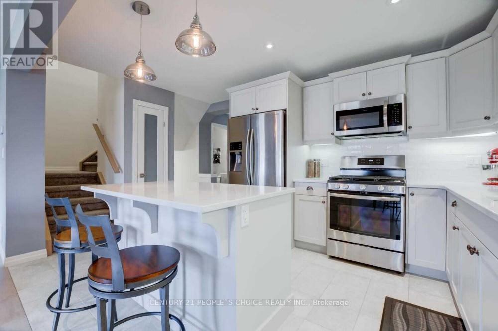 258 Peach Tree Boulevard, St. Thomas, Ontario  N5R 6M3 - Photo 3 - X12181371