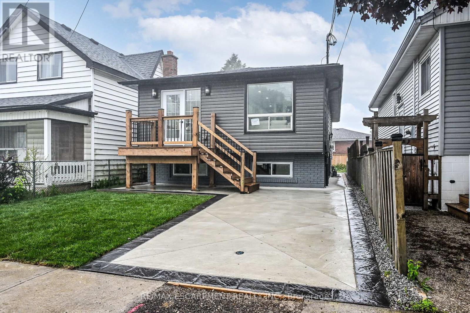 944 Concession Street, Hamilton (Raleigh), Ontario  L8V 1G2 - Photo 42 - X12181375