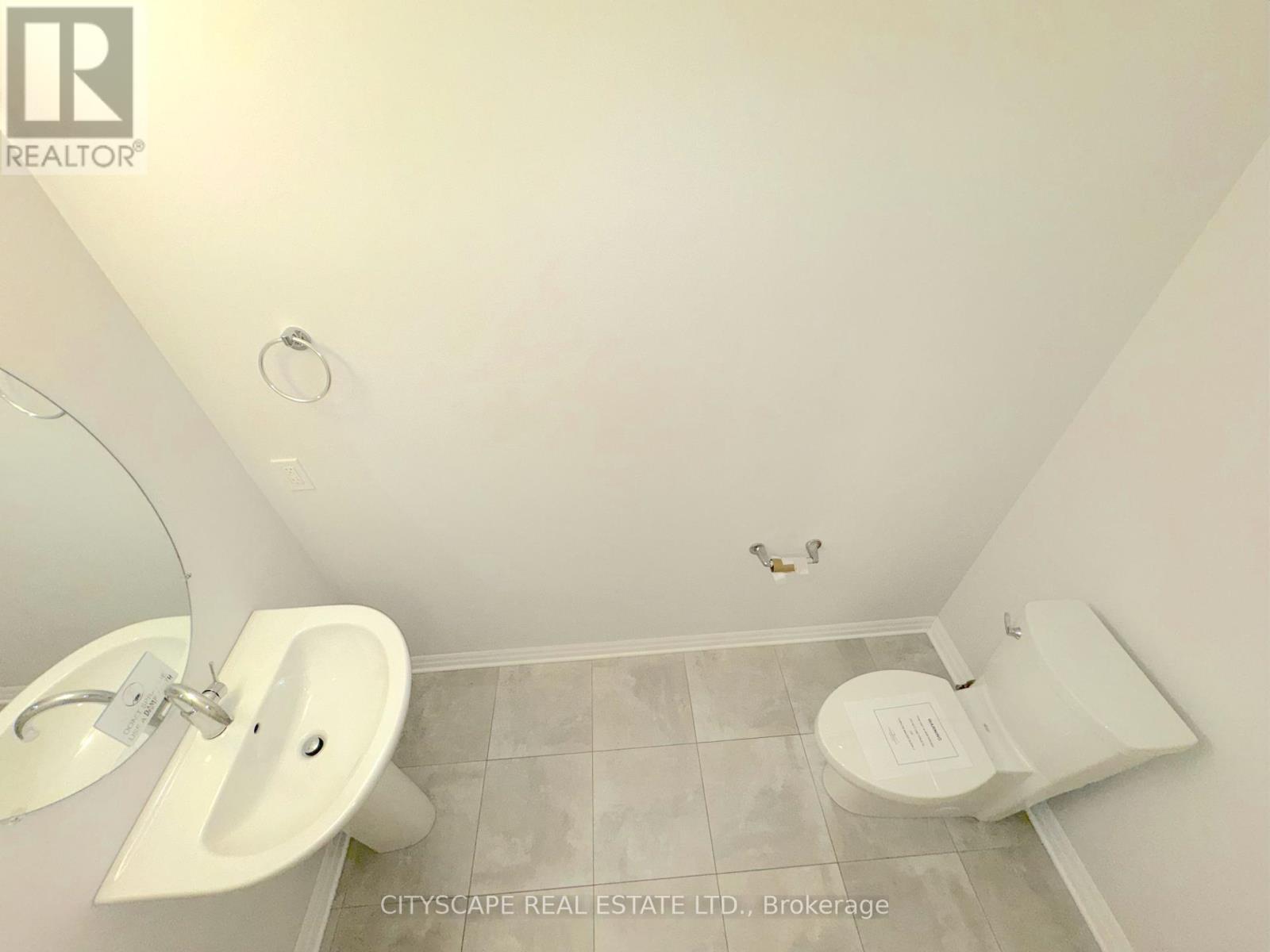 118 Benjamin Parkway, St. Thomas, Ontario  N5R 0L6 - Photo 16 - X12181395