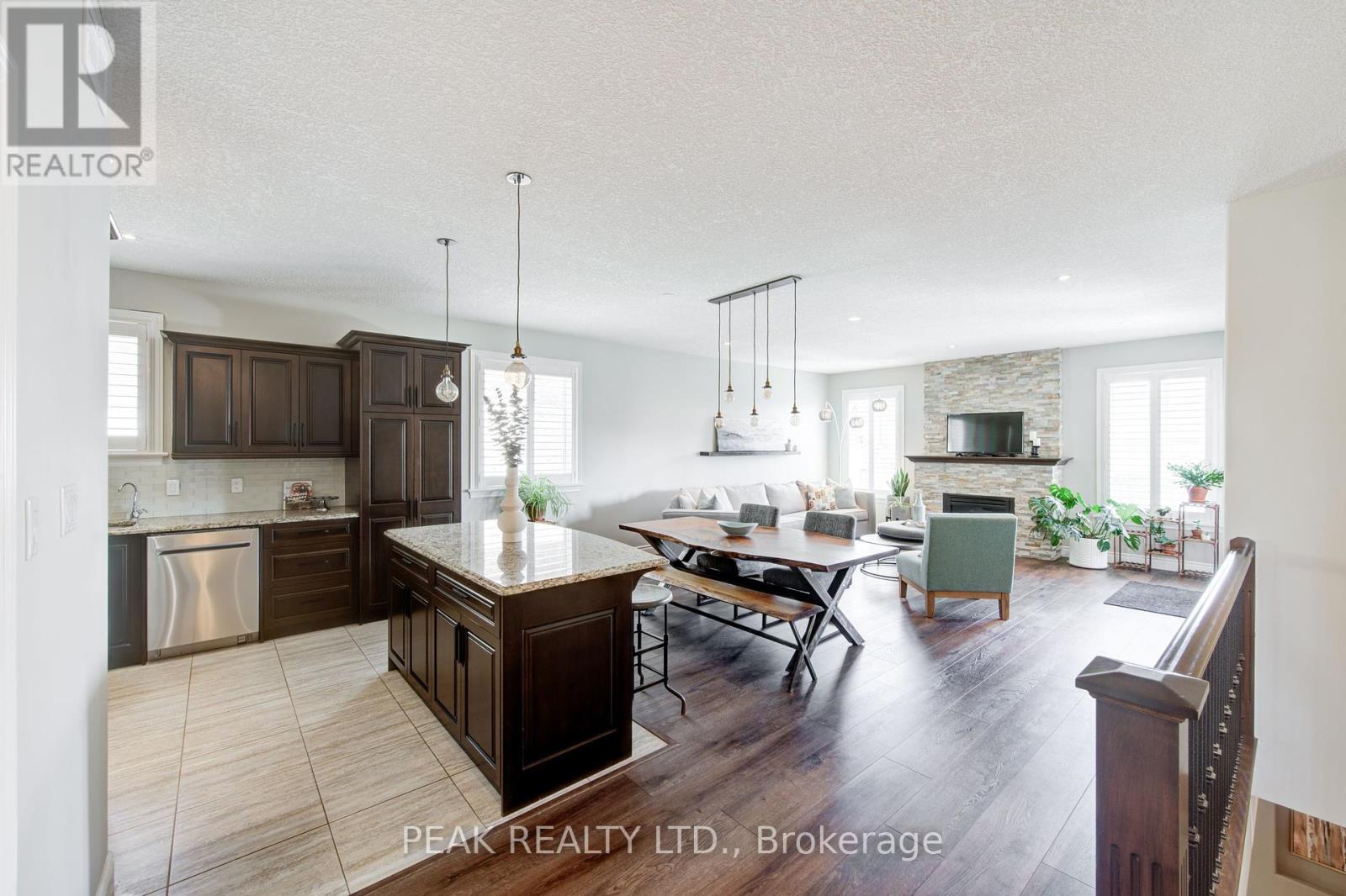 98 Gerber Meadows Drive, Wellesley, Ontario  N0B 2T0 - Photo 15 - X12181402