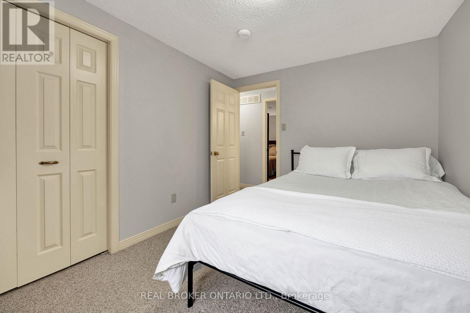 483 Northlake Drive, Waterloo, Ontario  N2V 2A4 - Photo 20 - X12181423