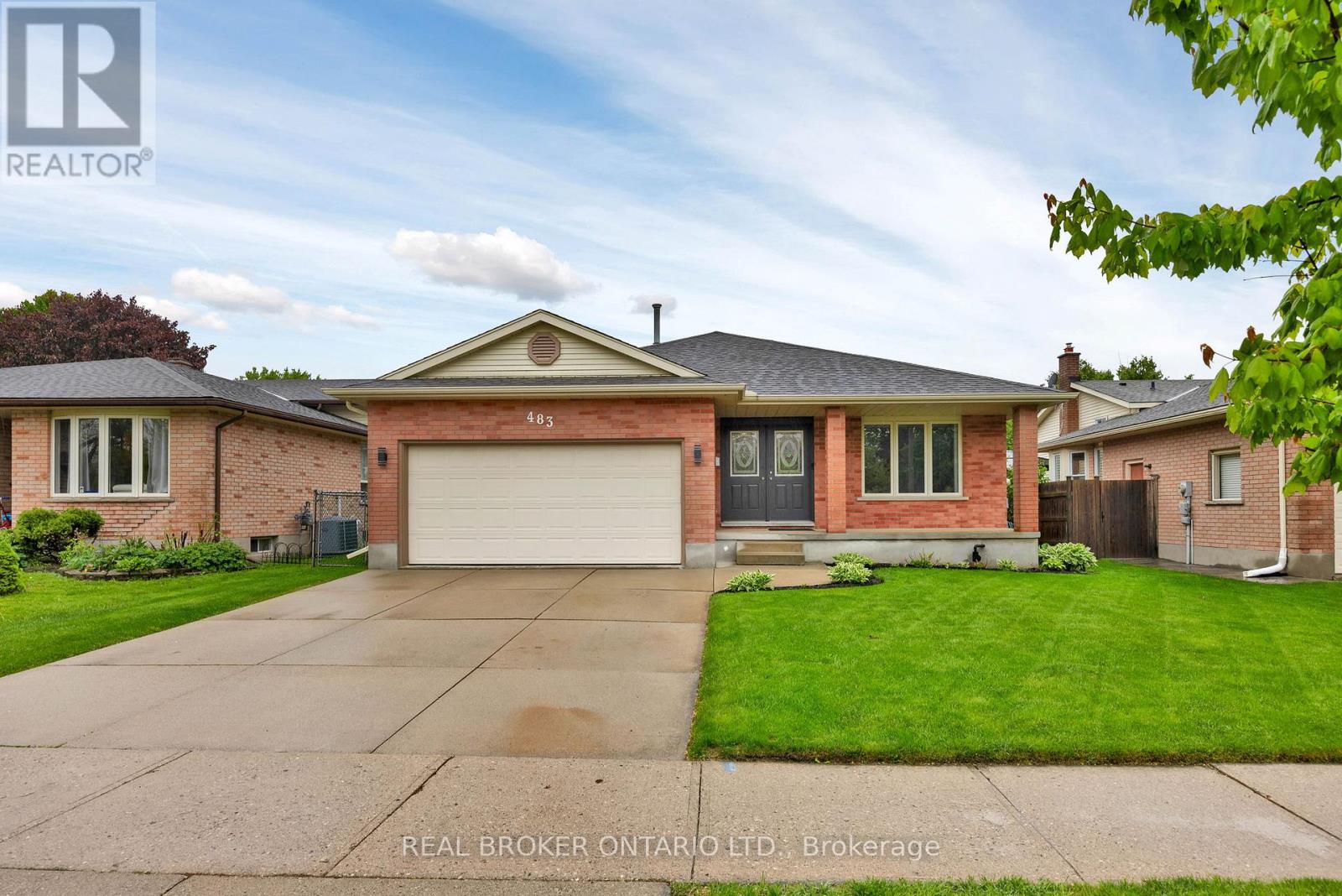 483 Northlake Drive, Waterloo, Ontario  N2V 2A4 - Photo 36 - X12181423