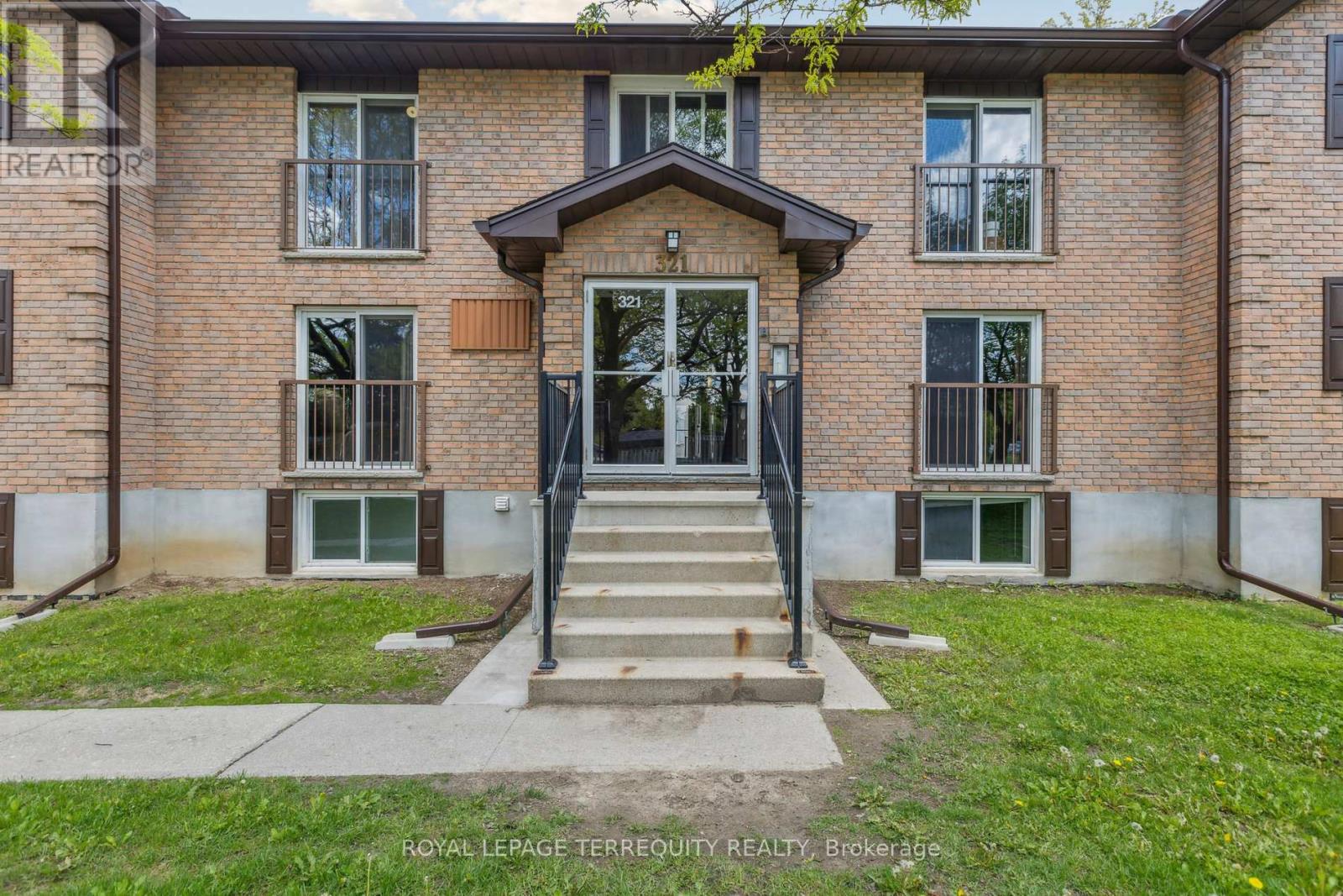 1 - 321 NORTHLAKE DRIVE, Waterloo, Ontario