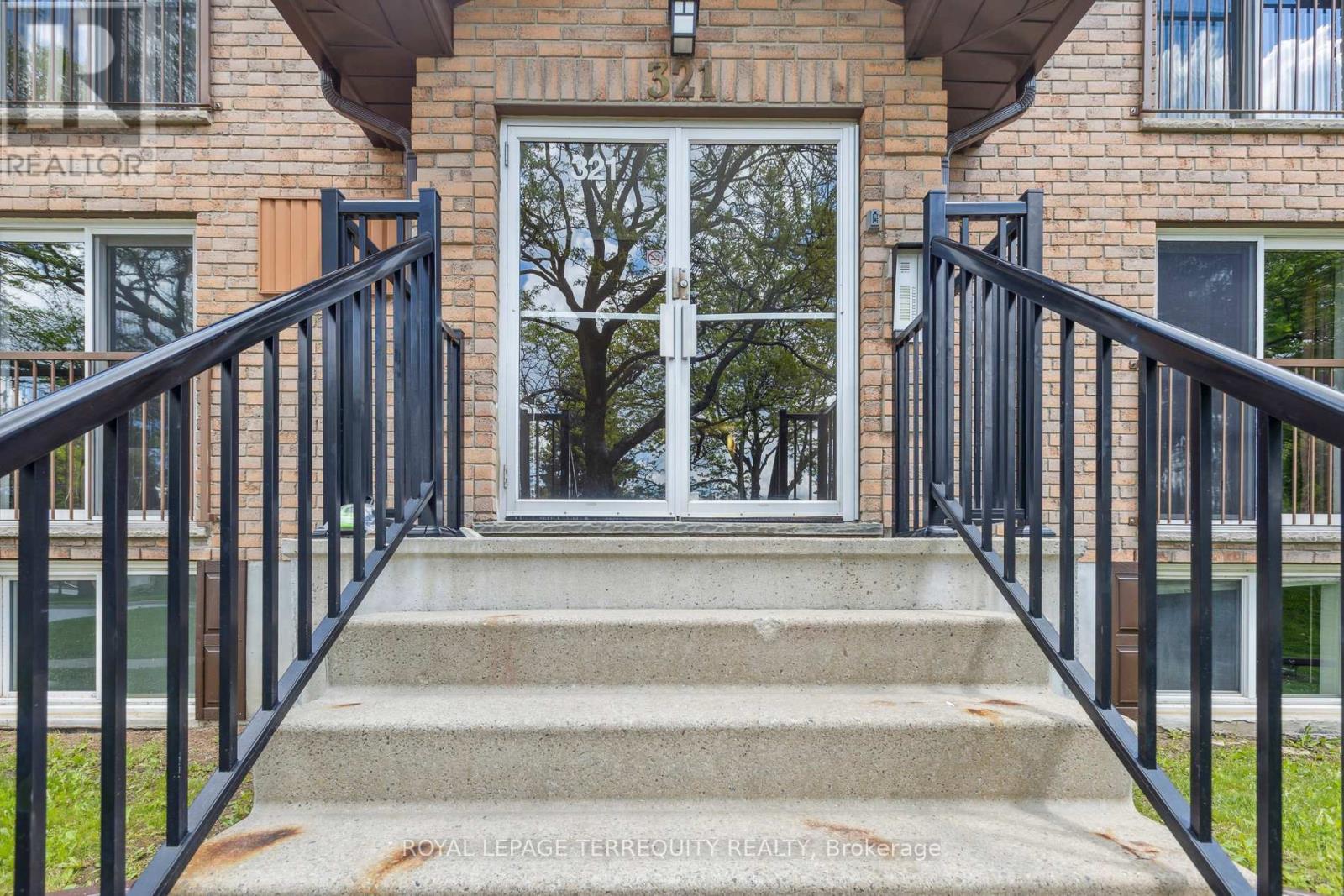1 - 321 Northlake Drive, Waterloo, Ontario  N2V 1Z1 - Photo 2 - X12181427