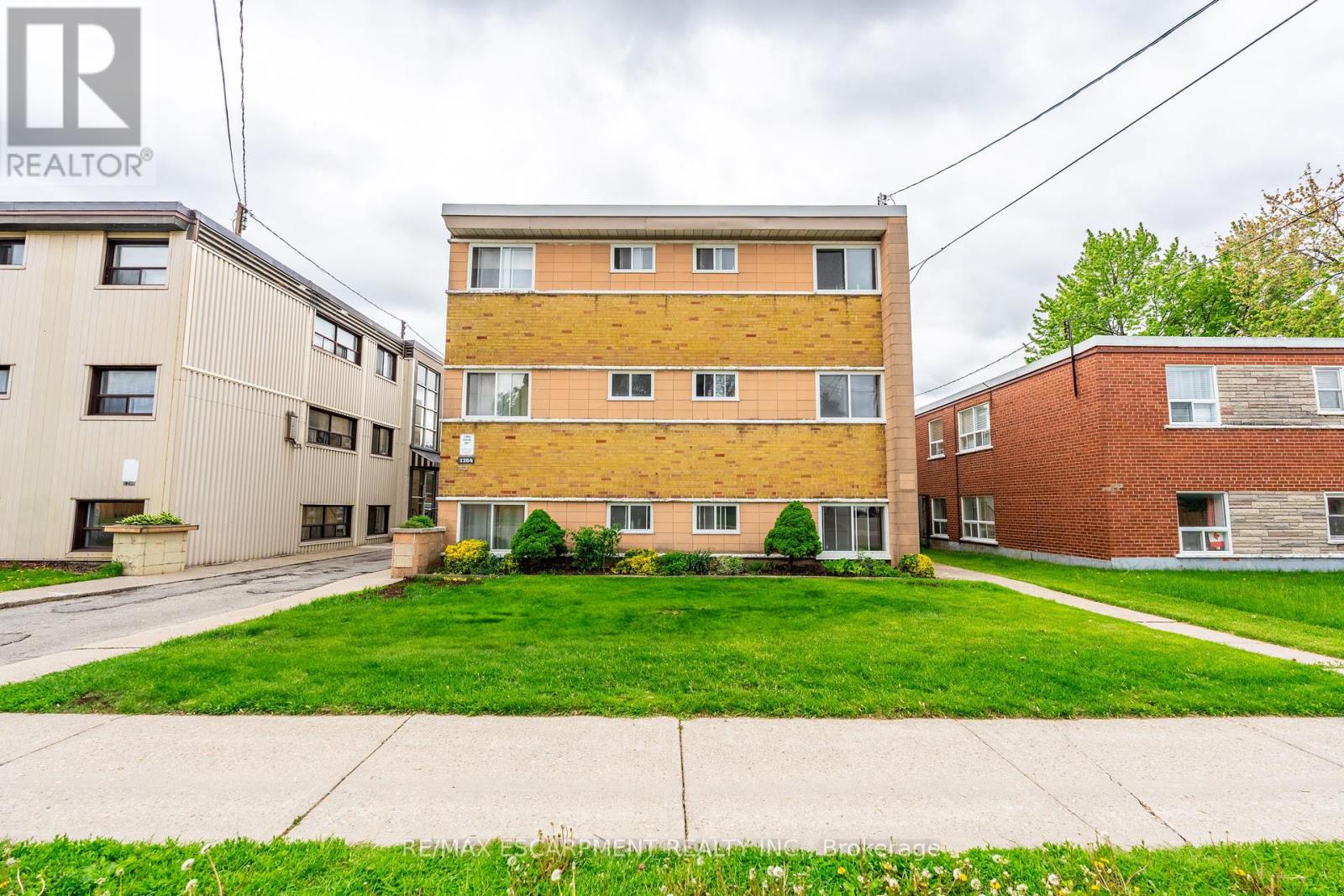 Property at 1284 FENNELL AVENUE E image 1