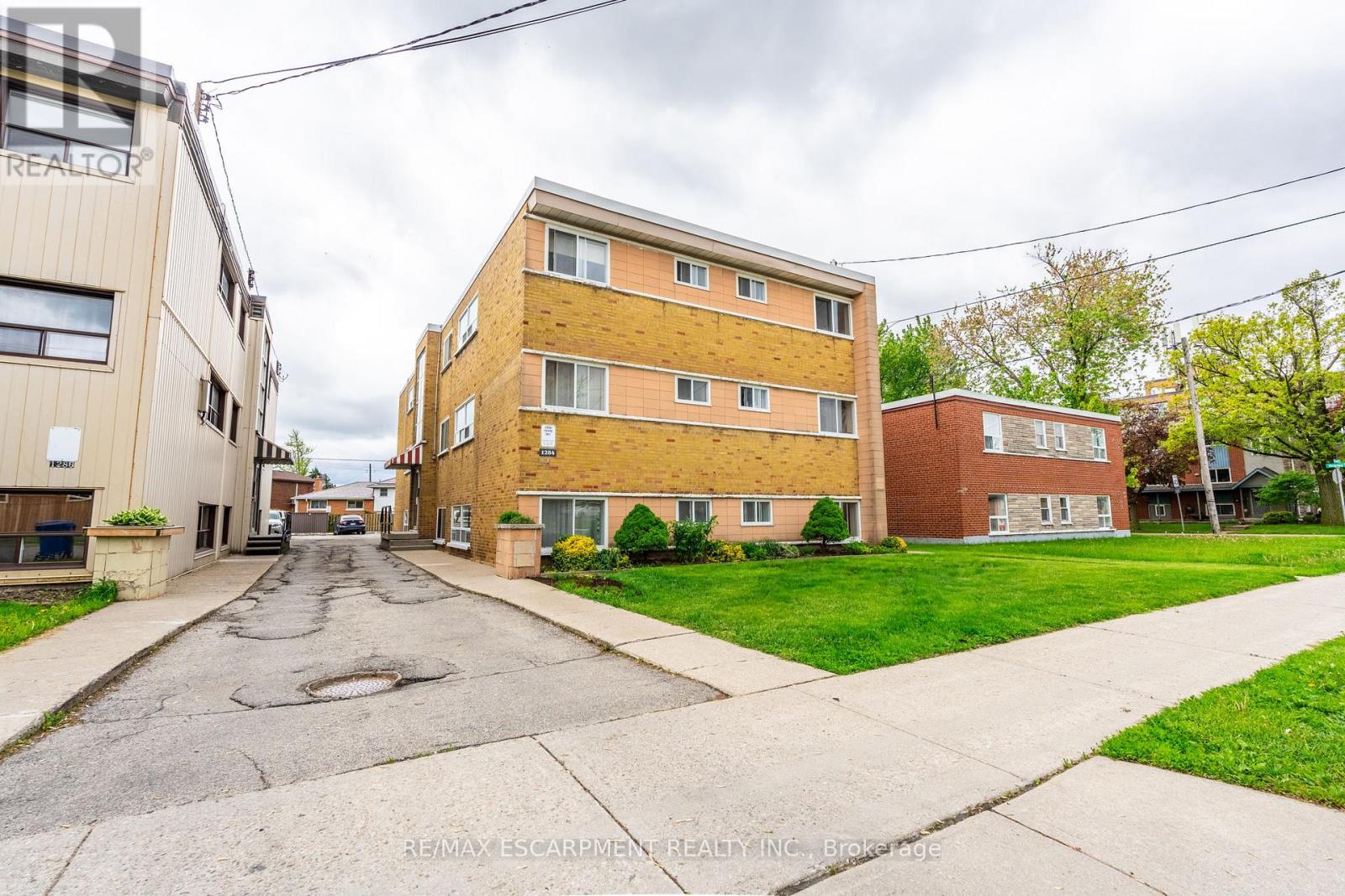 Property at 1284 FENNELL AVENUE E image 3