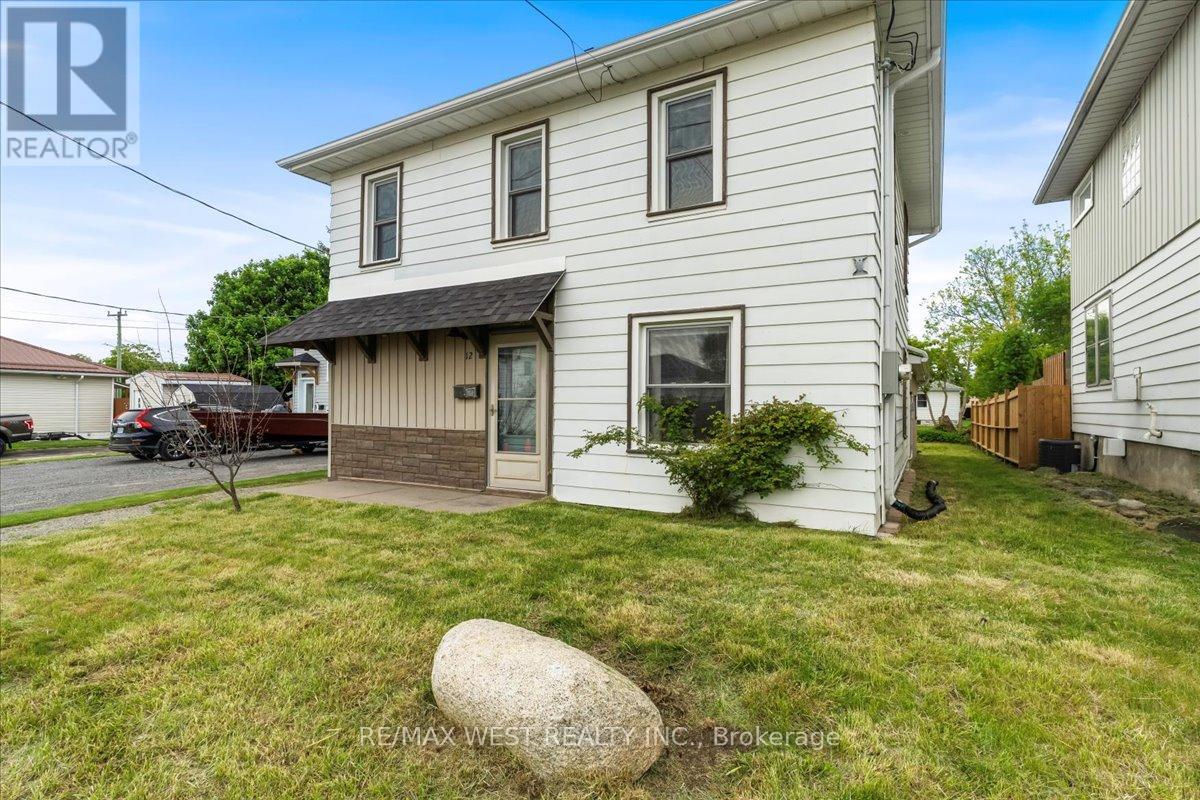 Property at 12 MCCANN STREET image 3