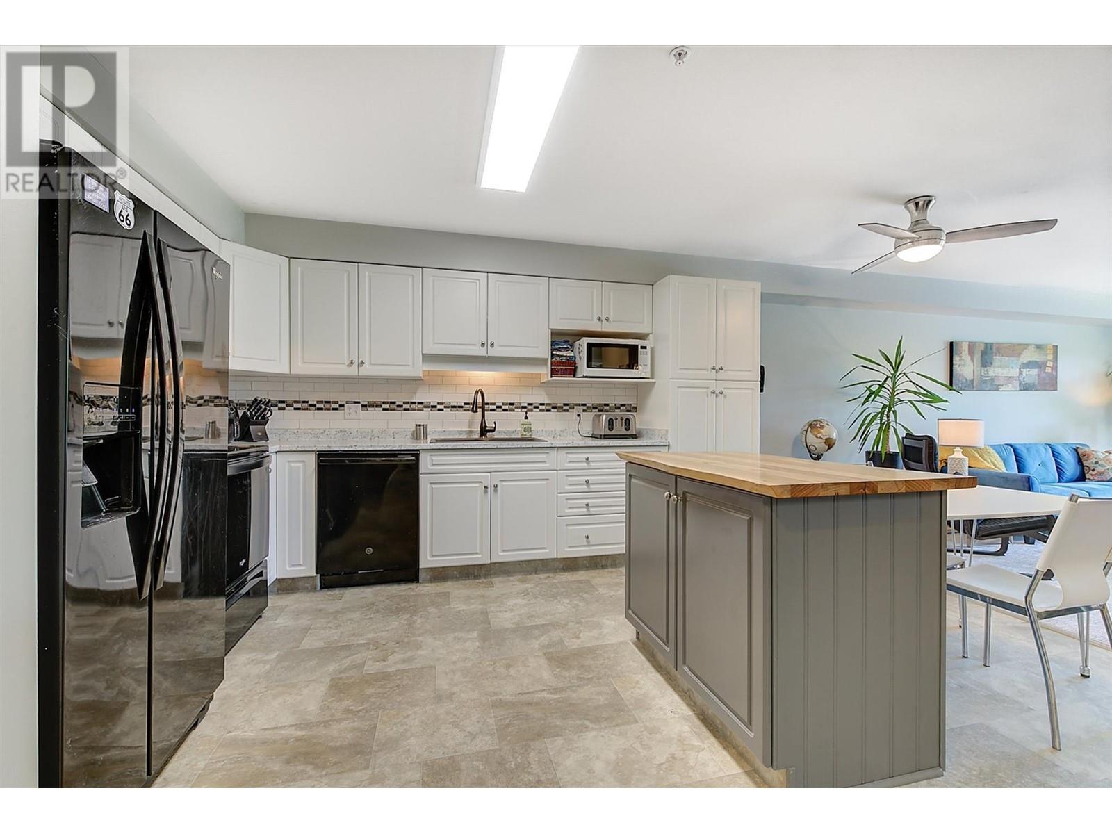 Property at 265 Froelich Road Unit# 204 image 4