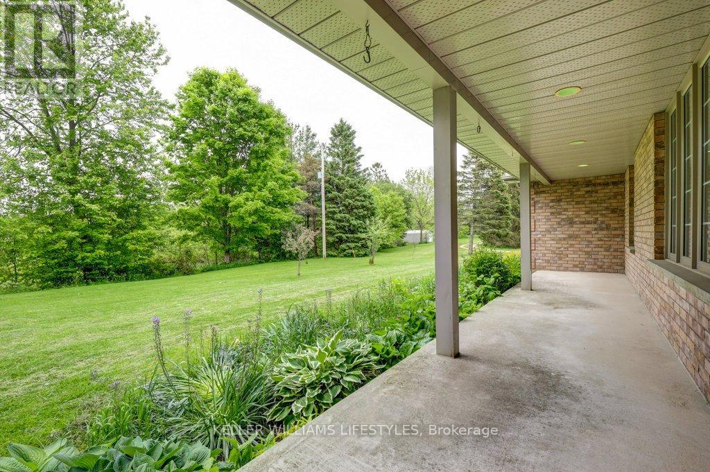 24317 Coldstream Road, Middlesex Centre (Ilderton), Ontario  N0M 2A0 - Photo 4 - X12181741